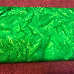 Bright Green Multishade Fabric By The Yard,Green Batik Fabric, Green Plant Fabric,100% Quilter&#39;s Cotton,Batik Fabric