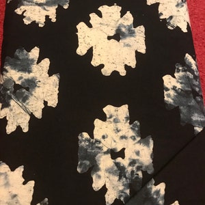 Black And Gray Batik Fabric With Abstract Design,By The Yard,Batik Fabric,100% Quilter's Cotton, Black Fabric,Black Batik Fabric,Gray Batik