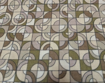 Heller salbeigrüner und cremefarbener Stoff mit kleinem Dresden-Design, grüner Stoff, 100 % Quilter-Baumwolle, salbeigrüne Stoffe zum Verkauf