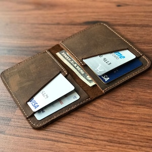 Personalized Bifold Leather Wallet Slim Front Pocket Wallet Minimalist Wallet Distressed Leather Wallet Monogrammed Wallet Father&#39;s Day Gift