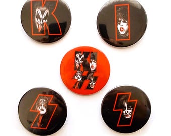 Przypinki albumowe KISS Destroyer (zestaw 5 sztuk), przypinki retro rockowe 57 mm