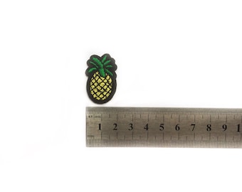 1+ Little Pineapple Patches Food Iron on Badge Micro Applique Cute Patches Mini Fruit Small Patch Clothes Repair - 1.9cm x 3.2cm