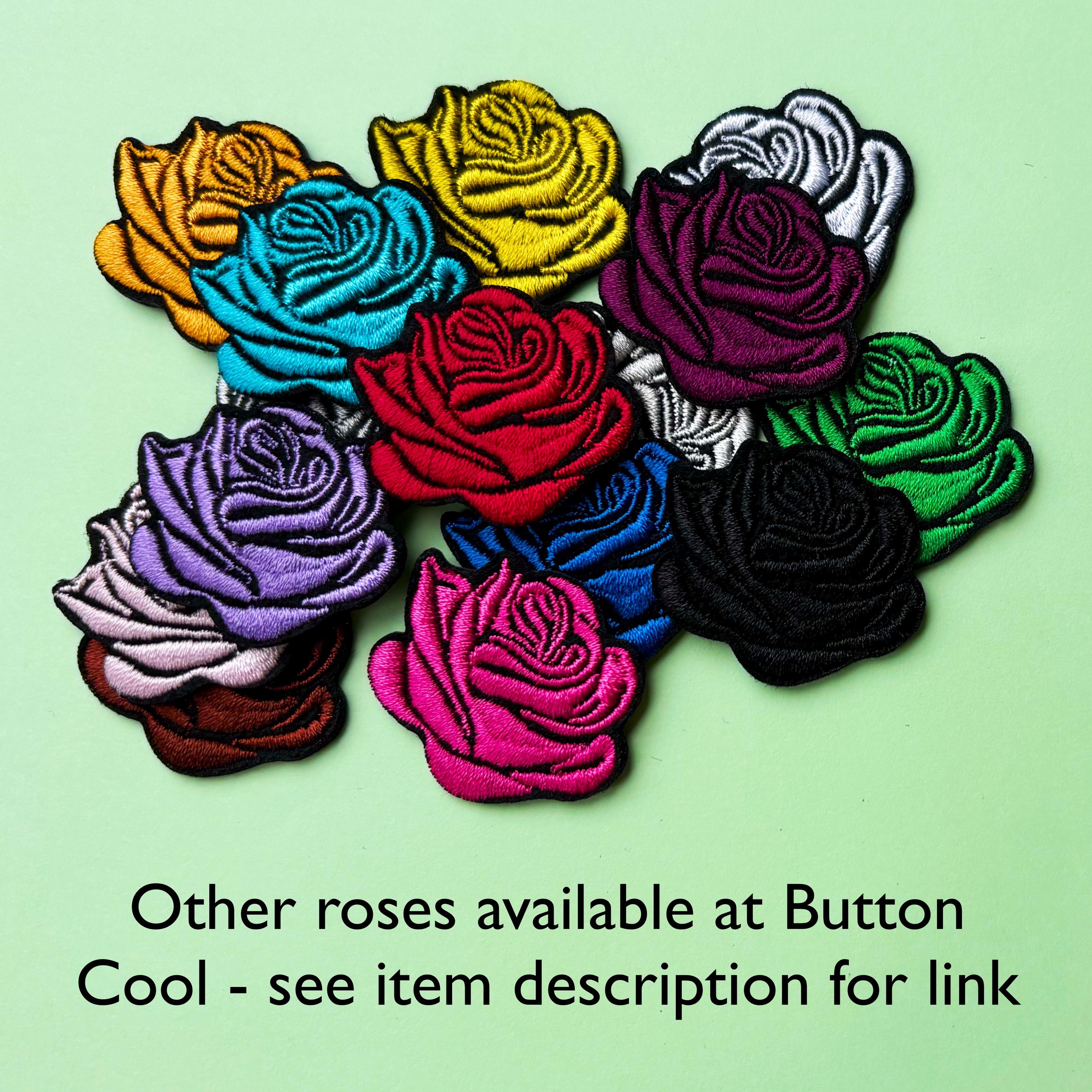 小さな白いバラのパッチ：刺繍入りアイロンフラワーバッジ - Etsy 日本