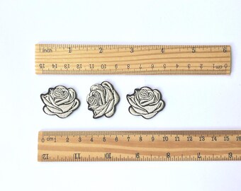3pcs Light Beige Micro Rose Iron-On Patch – Embroidered Applique, (2.9cm)