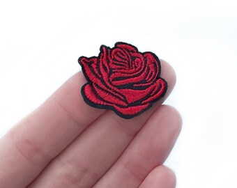 Small Red Rose Patch - Mini Red Flower Applique - Embroidery Rose - DIY Crafts for Gothic Clothing - Little Rose Badges - 2.9cm x 3.2cm