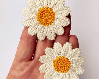 2pcs Crochet Daisy Applique, Cream and Yellow Flower Sew on
