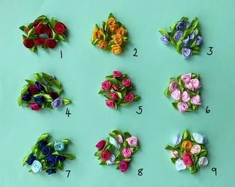 PATIKIL 1,5cm Mini Raso Nastro Rose, 50pz Piccoli Tessuto Fiori Abbellimenti Rosoni Applique per Fai-da-te Artigianato e Matrimonio, Bianco