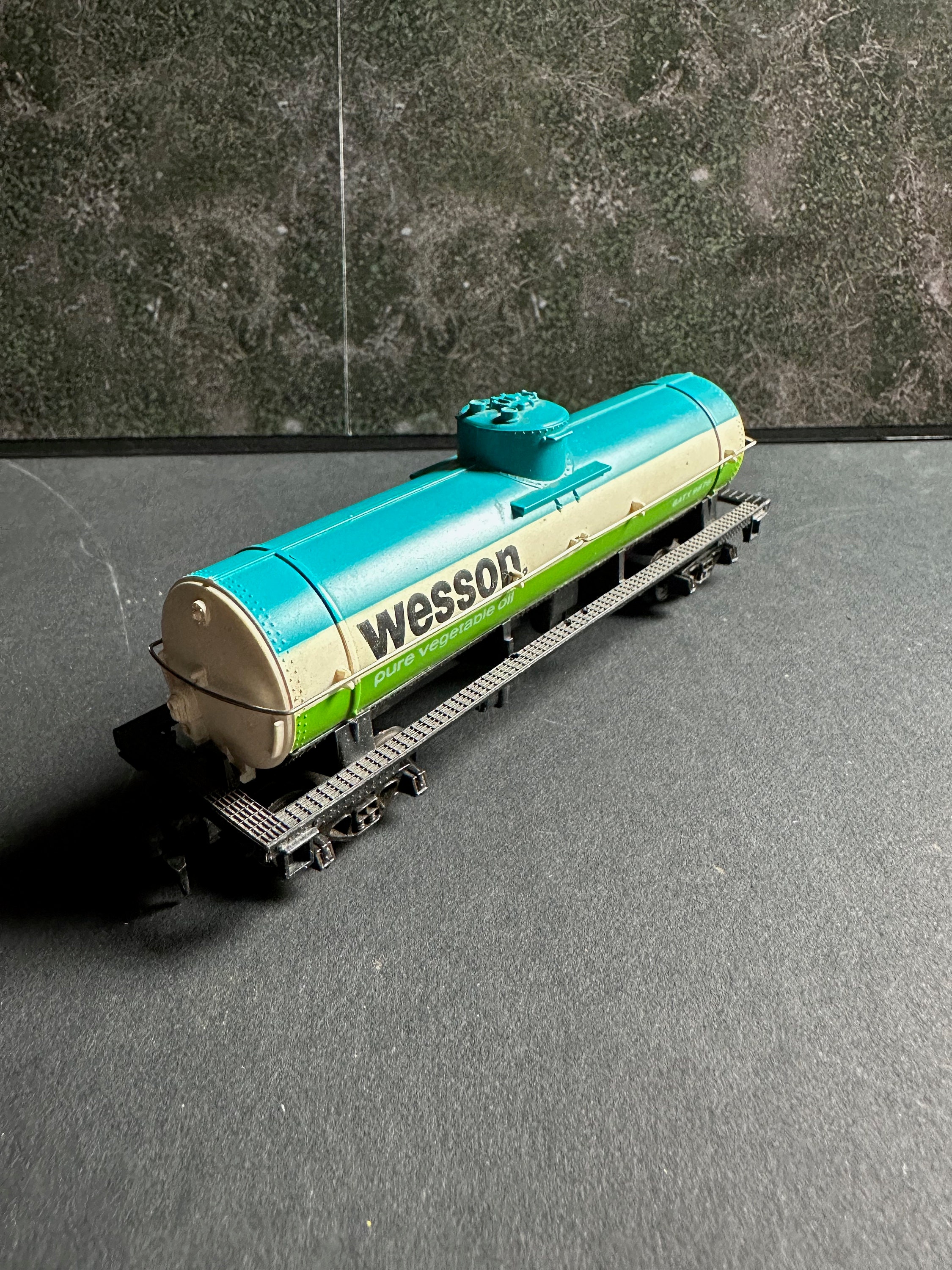 Tyco HO Train Wesson Pure Vegetable Oil Tanker, GATX 9876 - Etsy