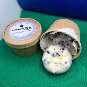 Lavender Haze Wax Melts / Wax Melt Tubs / Lavender Scented / Home Fragrance / White Tea / Jasmine Fragrances / Floral Scents / Flowers