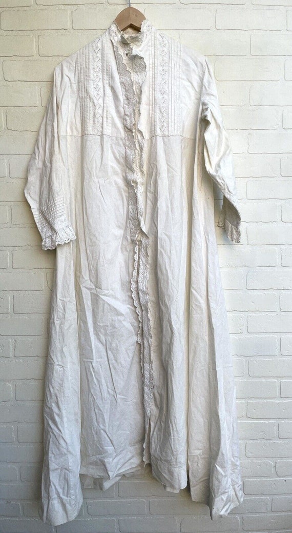 Antique Off White Full Length Women’s Nightgown Ov