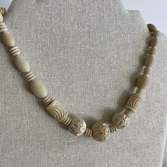 Vintage 17” Carved Stone 70’s Necklace Graduated … - image 2