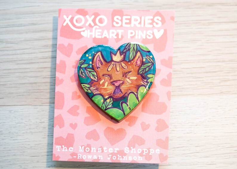 XOXO series Tiger King Heart Shaped Wooden Pin