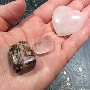 Kit d&#39;amore di cristalli, quarzo rosa, cuore, rhodonite