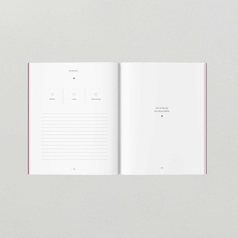 May include: An open notebook with a white cover and lined pages. The left page has the text "Du f&uuml;hlst dich..." and three circles with the words "Ruhe", "Sorge", and "&Uuml;berforderung". The right page has the text "Hier ist Platz f&uuml;r das Unwichtigste."
