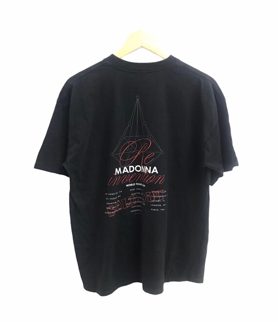 Vintage 2000s Madonna Reinvention World Tour SOLD OUT Tshirt Vintage 2000s Madonna Reinvention World Tour SOLD OUT Tshirt