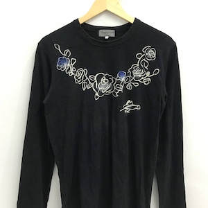 Vintage Yohji Yamamoto Top Blouse Tshirt..Size 3..Nice design..Made in Japan