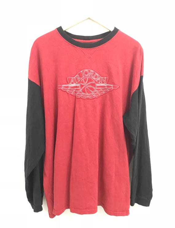 red jordan long sleeve shirt