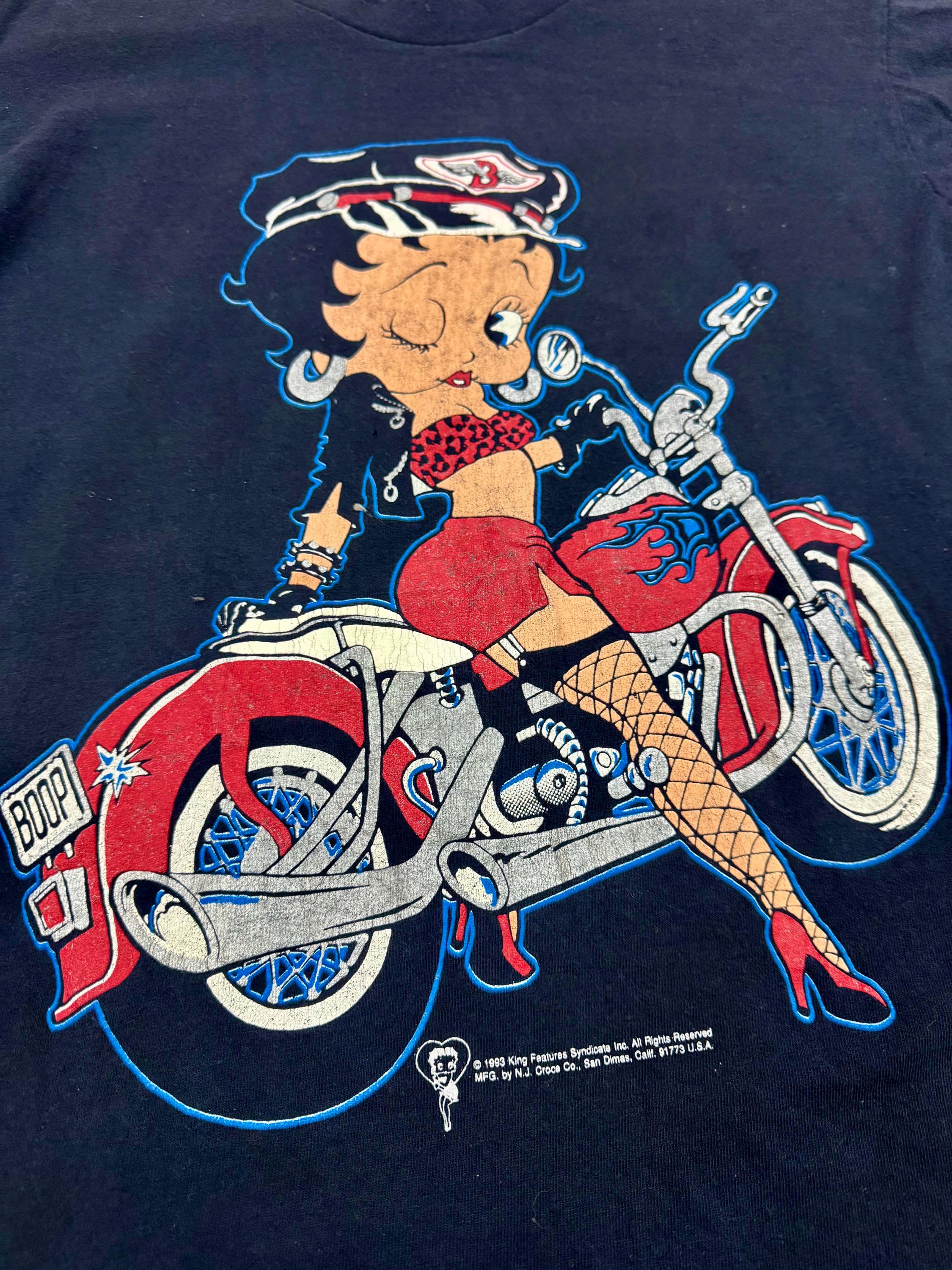 Vintage 90s Betty Boop Biker Harley Davidson Tshirt..size M..made