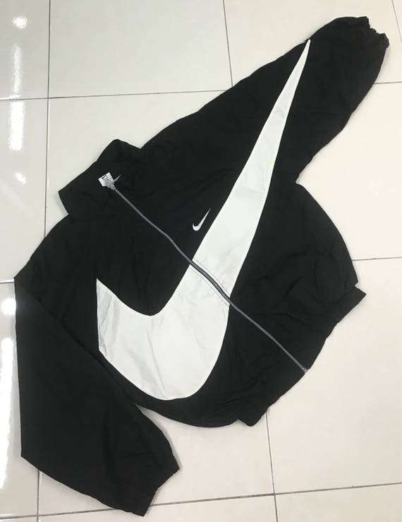 nike windbreaker big swoosh