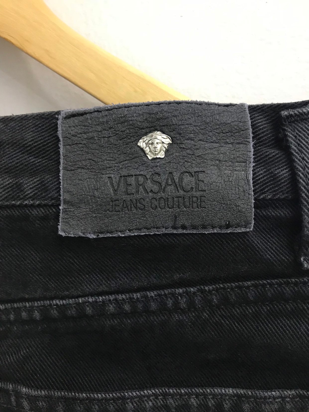 【希少】VERSACE JEANS COUTURE メデューサ s-l400.jpg