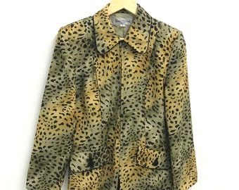Vintage Louis Feraud Paris Zipper Coat..Luxury brand..Size 9..Made in Japan..