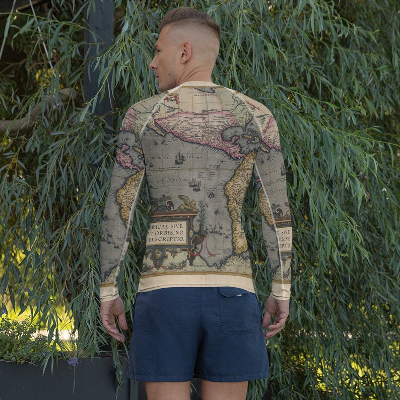 America Ortelius Men/'s Rash Guard