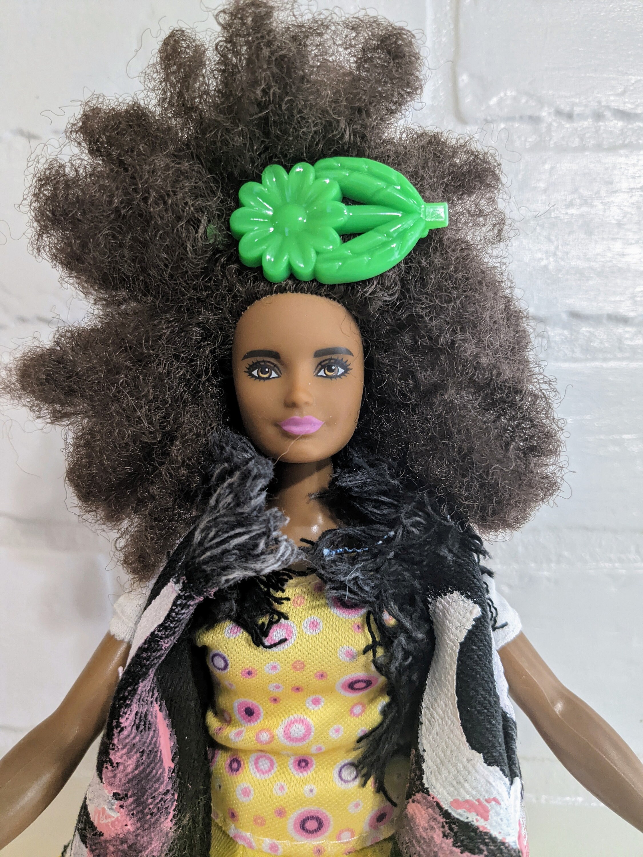 Barbie AA Barbie afro-américaine. Belle tenue personnalisée. Véhicule non  inclus. -  France