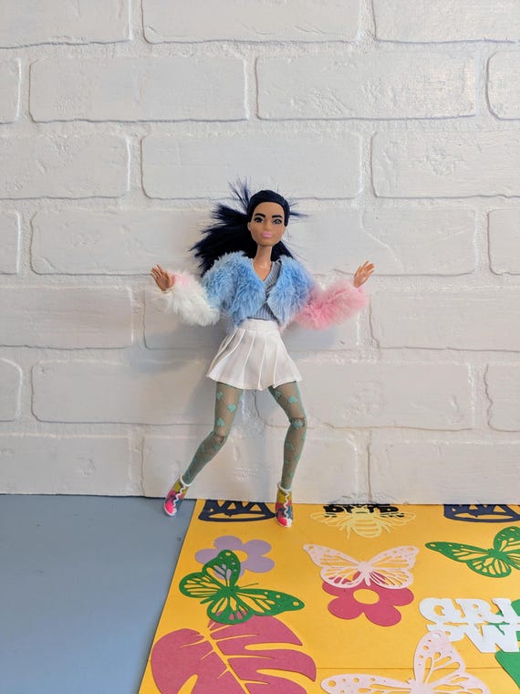 Barbie Made to Move. Barbie. Articulated. MTM. Barbie Extra. Low Price Plus Coupon. Etsy Canada