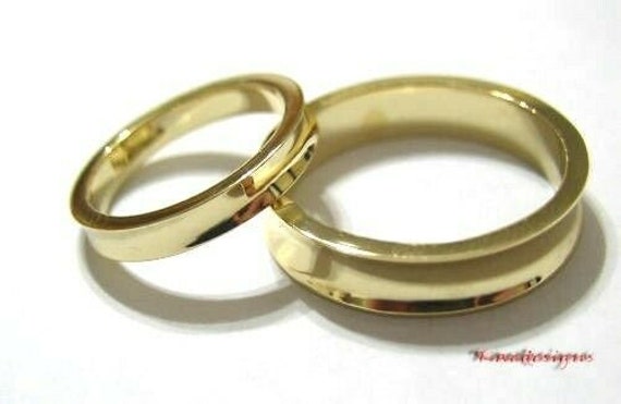9ct bevelled edge wedder 9ct bevelled edge wedder