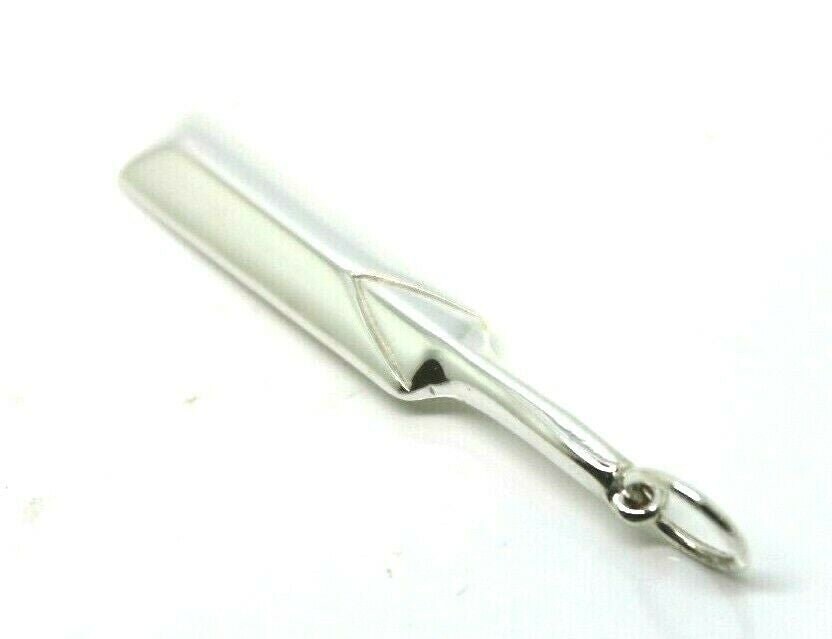 Cricket clearance bat locket