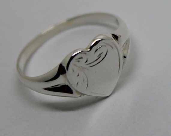 指輪・リング Heart Symbol Ring (Antique Silver, Matte) [SIZE.1] Trademark ring with heart pendant in 925 sterling silver