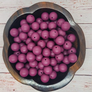 Solid Color #24 - 15mm Silicone Beads - 10 Pack