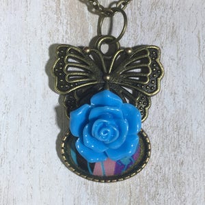 It&#39;s A Flower Fly!!