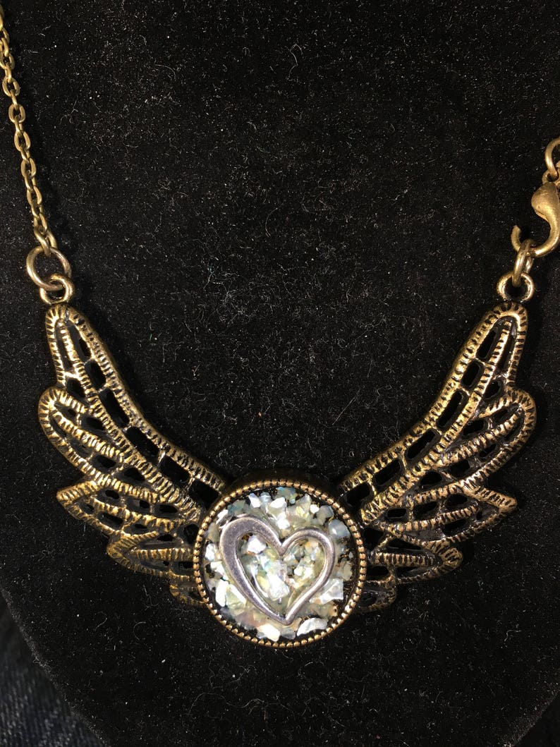 Love Gives Me Wings!!