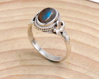 Labradorite 925 Silver Oval Gemstone Rings, Handmade Cross Design Ring, Natural Labradorite Rings For Women,