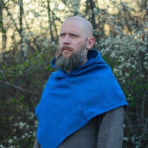 Blue woolen hood
