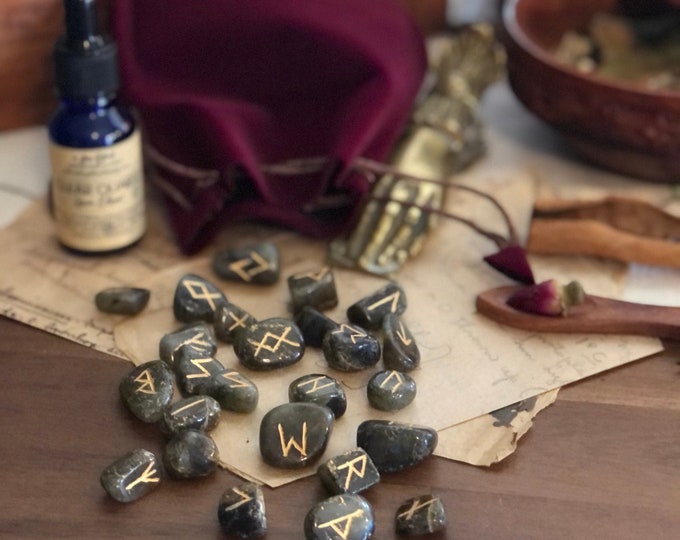 Crystal Elixir & Rune Set | Labradorite Runes | Elder Futhark Rune and Gem Elixir Set