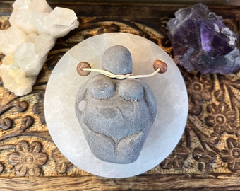 Venus Goddess Small Statue | Divine Feminine | Fertility Goddess