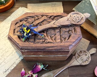 Apothecary Herb Box Set | Wooden Floral Herb Box and Altar Spoon | Altar Offering Set