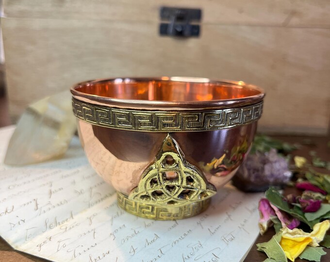 Small Copper Celtic Triquetra | Offering Bowl | Herb Bowl | Crystal Charging | Jewelry Trinket Dish