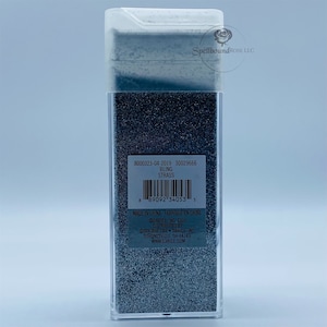Darice Bling Extra Fine Glitter 4.58 oz, Holographic Silver Glitter (.008) Square Shaker, Comparar con Recollections Bling Glitter