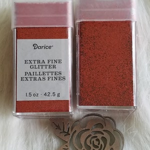 Brillantina extrafina Darice Cherry Red de 1.5 oz. Comparar con la línea de brillantina extrafina Recollections Cherry Red (¡idéntica!) Brillantina para vasos.