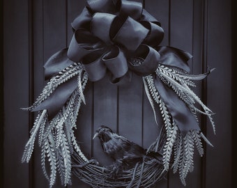 Halloween Wreath, Gothic Home Decor, Wall Decoration, Black Home Decor, Halloween Door Decoration, Goth, Porch Decor, Raven