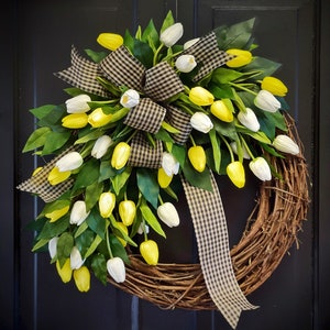 Tulip Wreath, Spring Wreaths for front door, everyday wreaths for front door, Spring Wreaths, front door decor