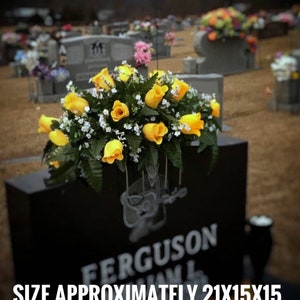 Headstone saddle cemetery flowers saddle grave decoration flowers headstone flowers for grave Spring grave flowers memorial arrangement