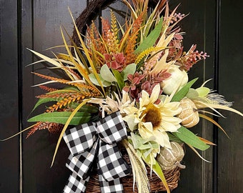 Front Door Wreath for Fall, Pumpkin Wreaths, Front Door Hanger, Autumn, Harvest Wreaths, Farmhouse Decor, Housewarming Gift, Gifts