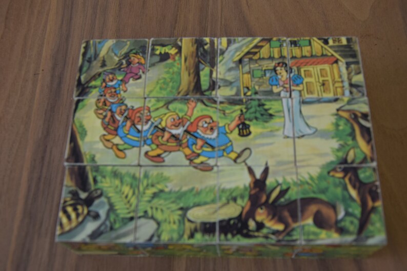 Vintage SNOW WHITE Block Puzzle 12pcs 3.7cm/1.5 1940s in ...