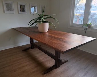 Mesa de comedor de caballete de madera maciza hecha a mano