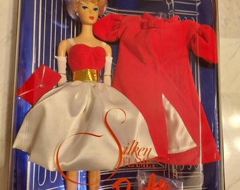 VINTAGE BARBIE REPRO RED FLARE COAT & Solo In The Spotlight of SILKEN FLAME 
