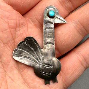 Spilla vintage con timbro a mano in argento con uccello turchese nativo Navajo